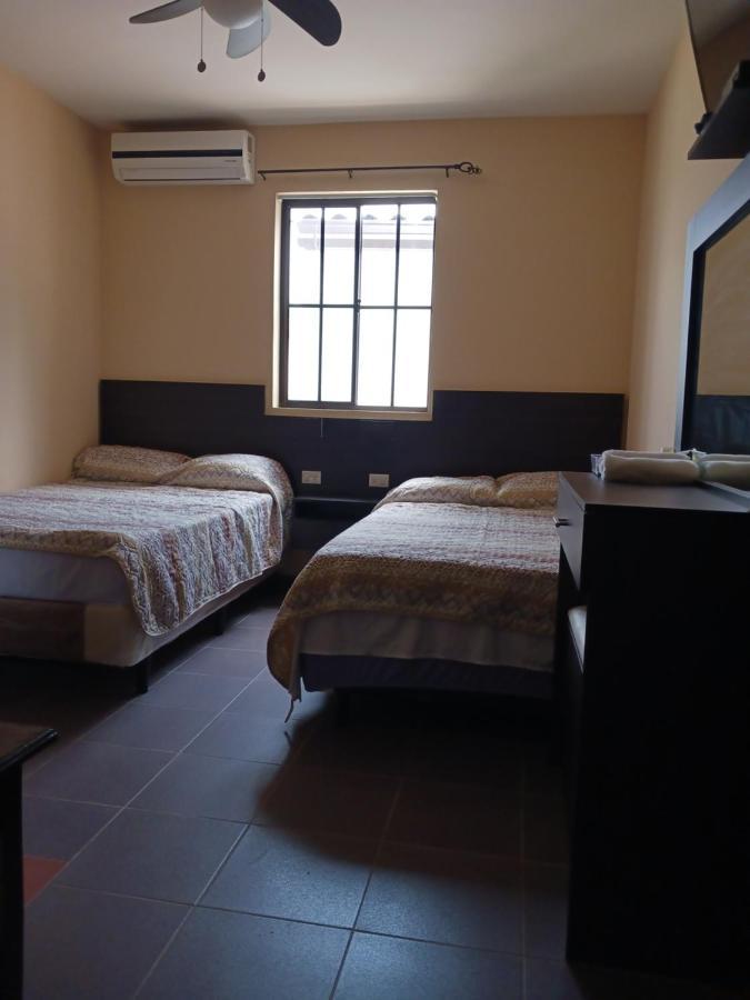 Habitaciones Casa Cuscatlan Tamanique 部屋 写真