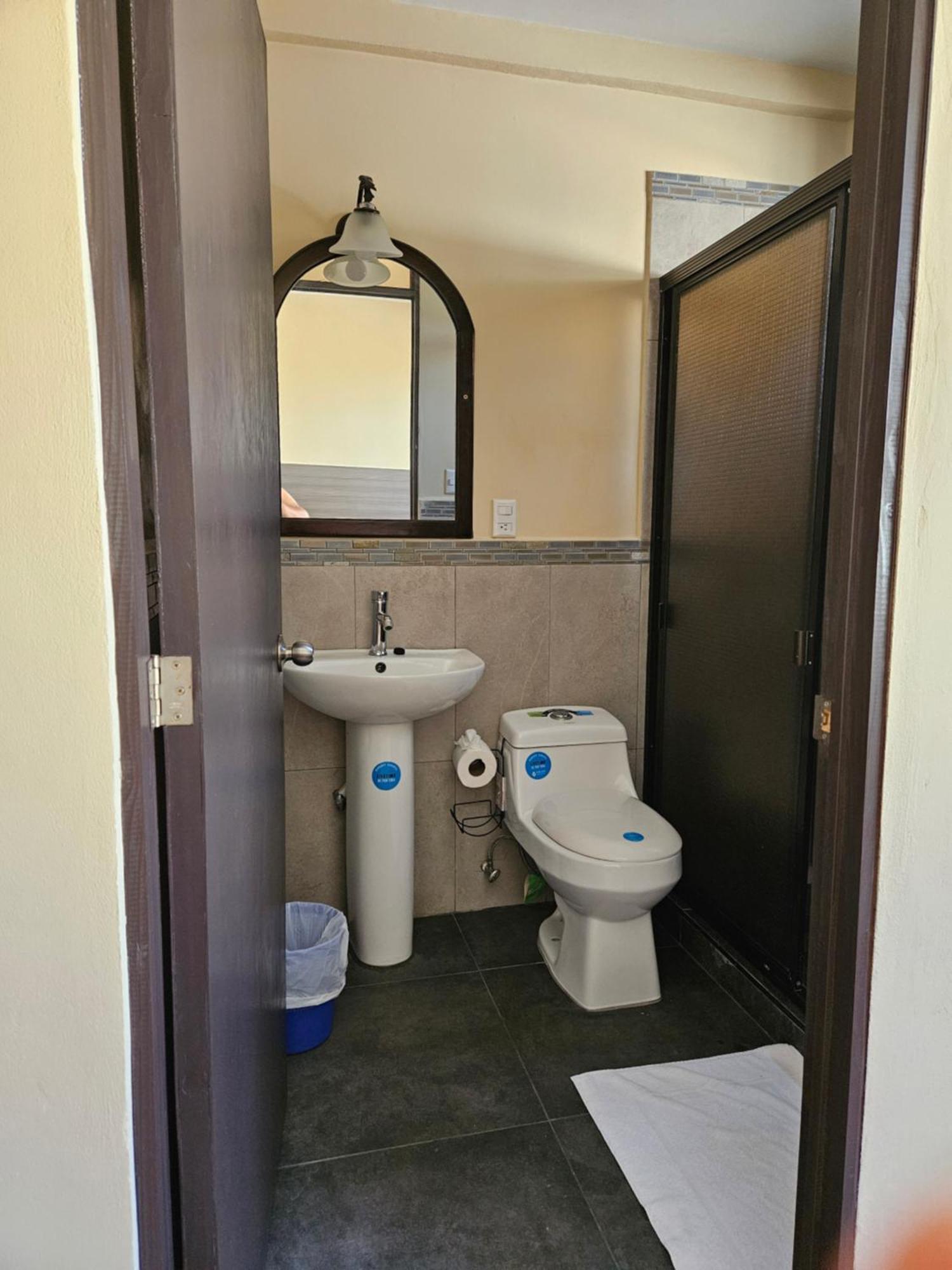 Habitaciones Casa Cuscatlan Tamanique 部屋 写真
